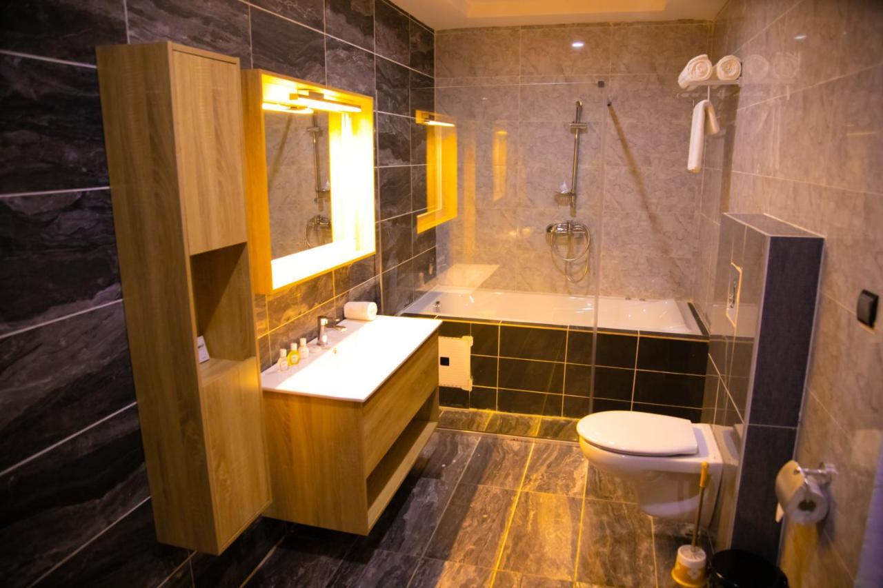 Hotel La Casa Cielo كوتونو المظهر الخارجي الصورة