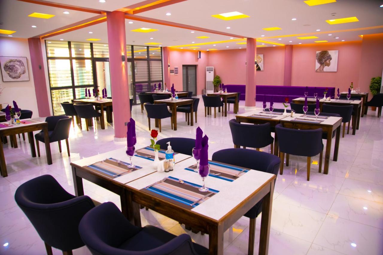 Hotel La Casa Cielo كوتونو المظهر الخارجي الصورة